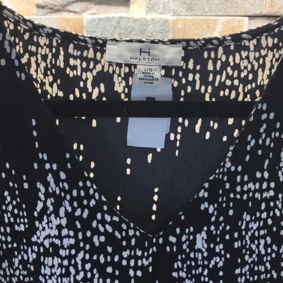 Halston Dress/Tunic Loose Style - Picture 4 of 5